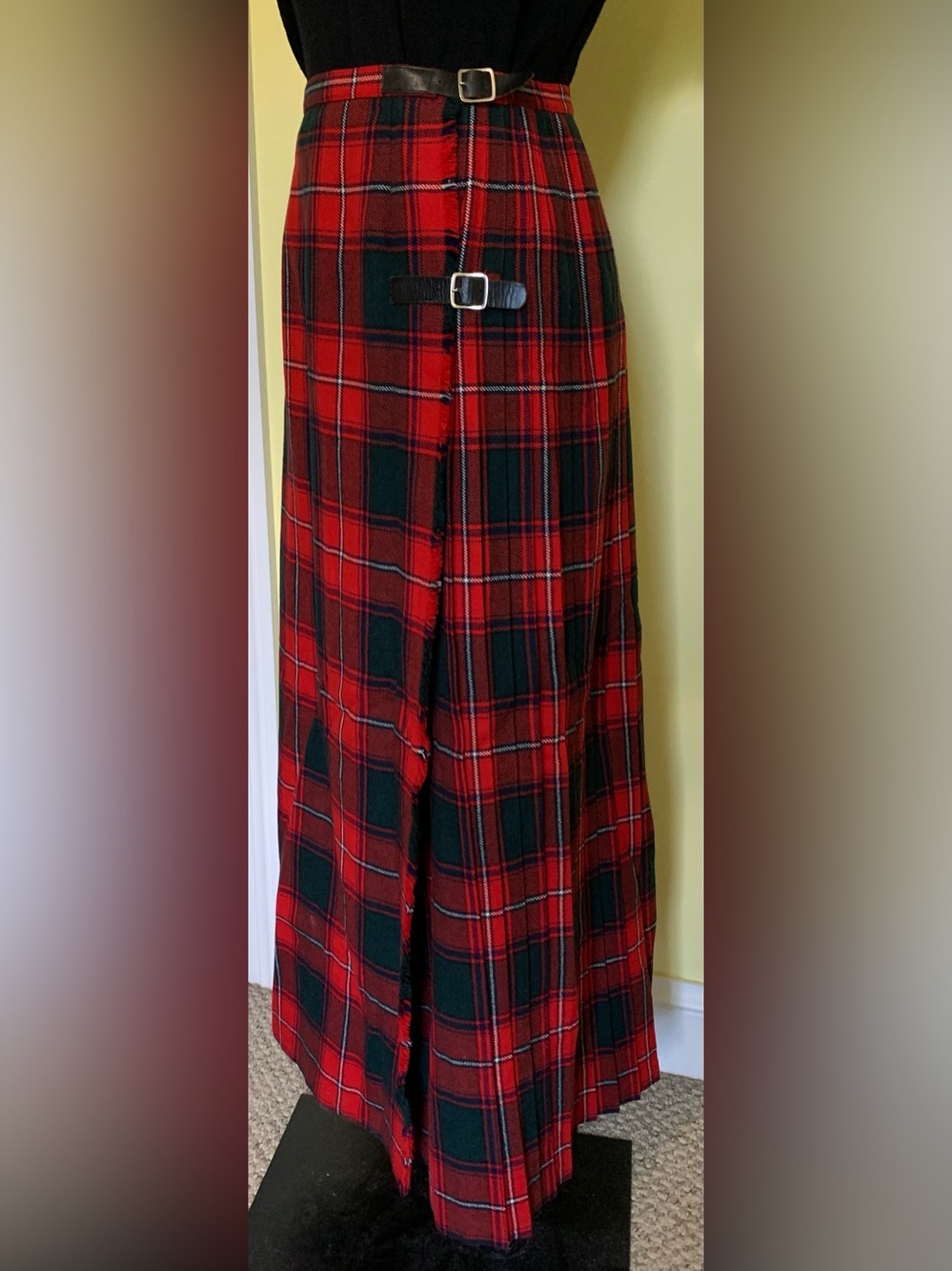 Plaid Kilt Wrap Skirt Leather Buckle Red Blue Green White Wool Pleated